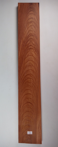 Корень Лаосского Палисандра тол.20/шир.100/дл.630мм № 5288